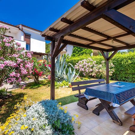 Apartman Kovac Malinska Exteriör bild