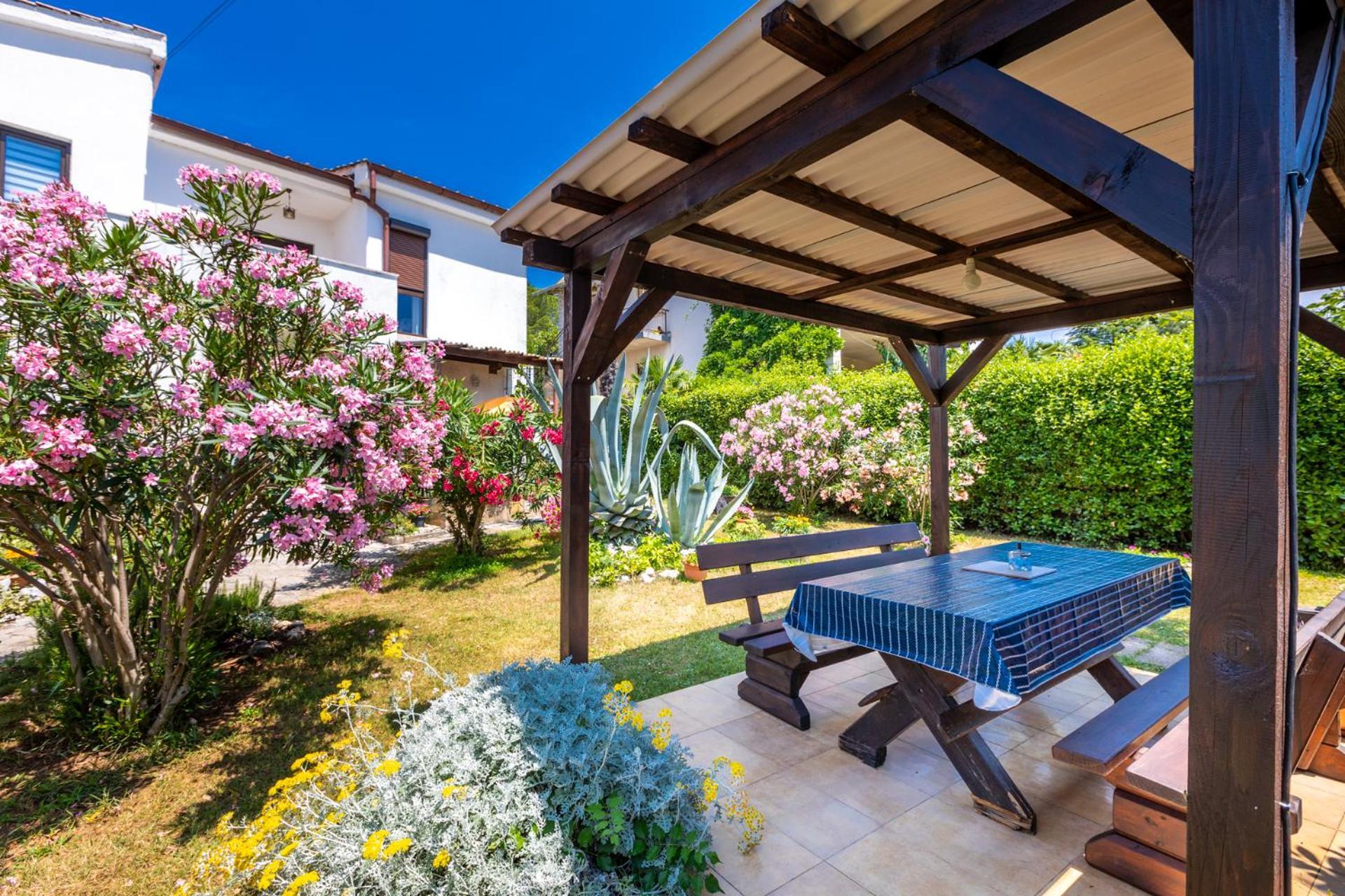 Apartman Kovac Malinska Exteriör bild